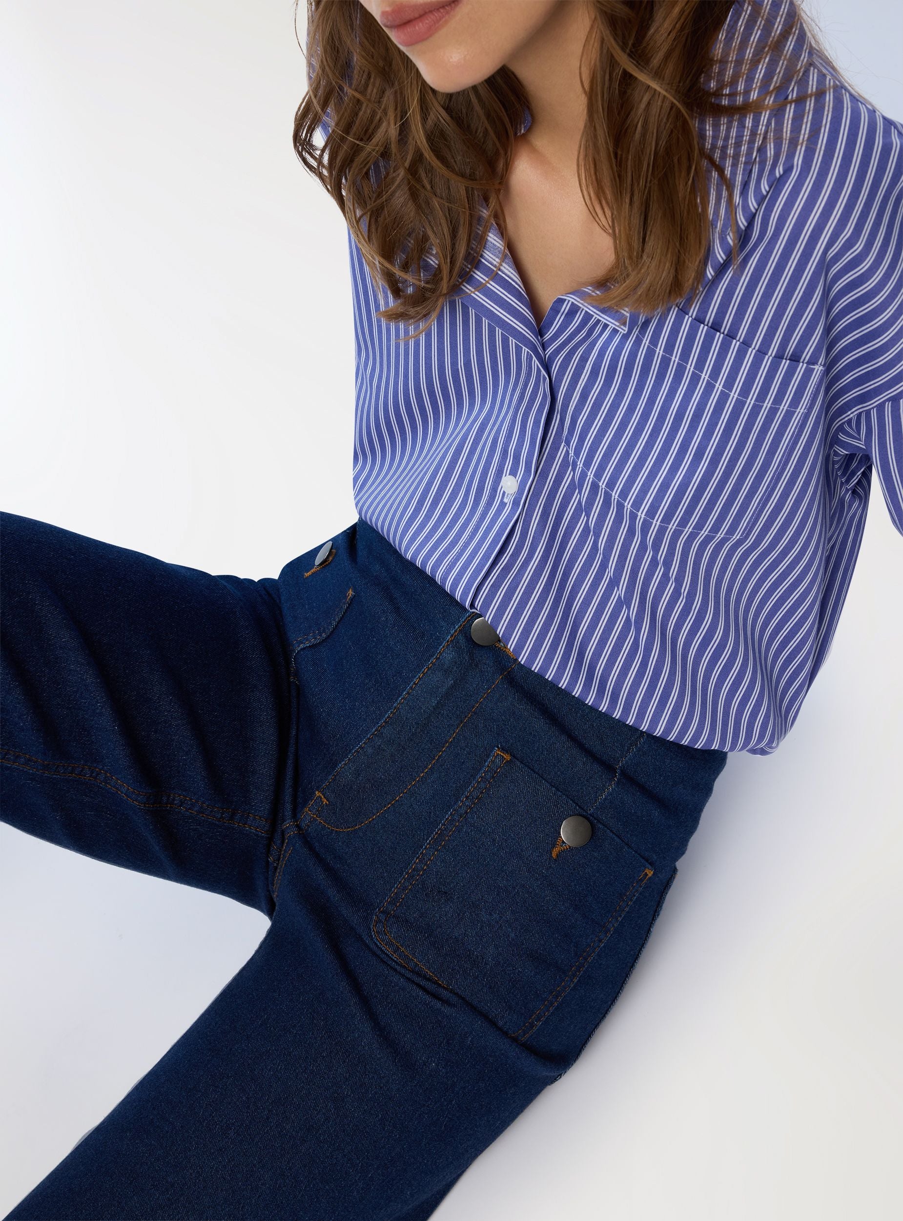 Dark wide-leg jeans con tasche a toppa - Dark blue denim