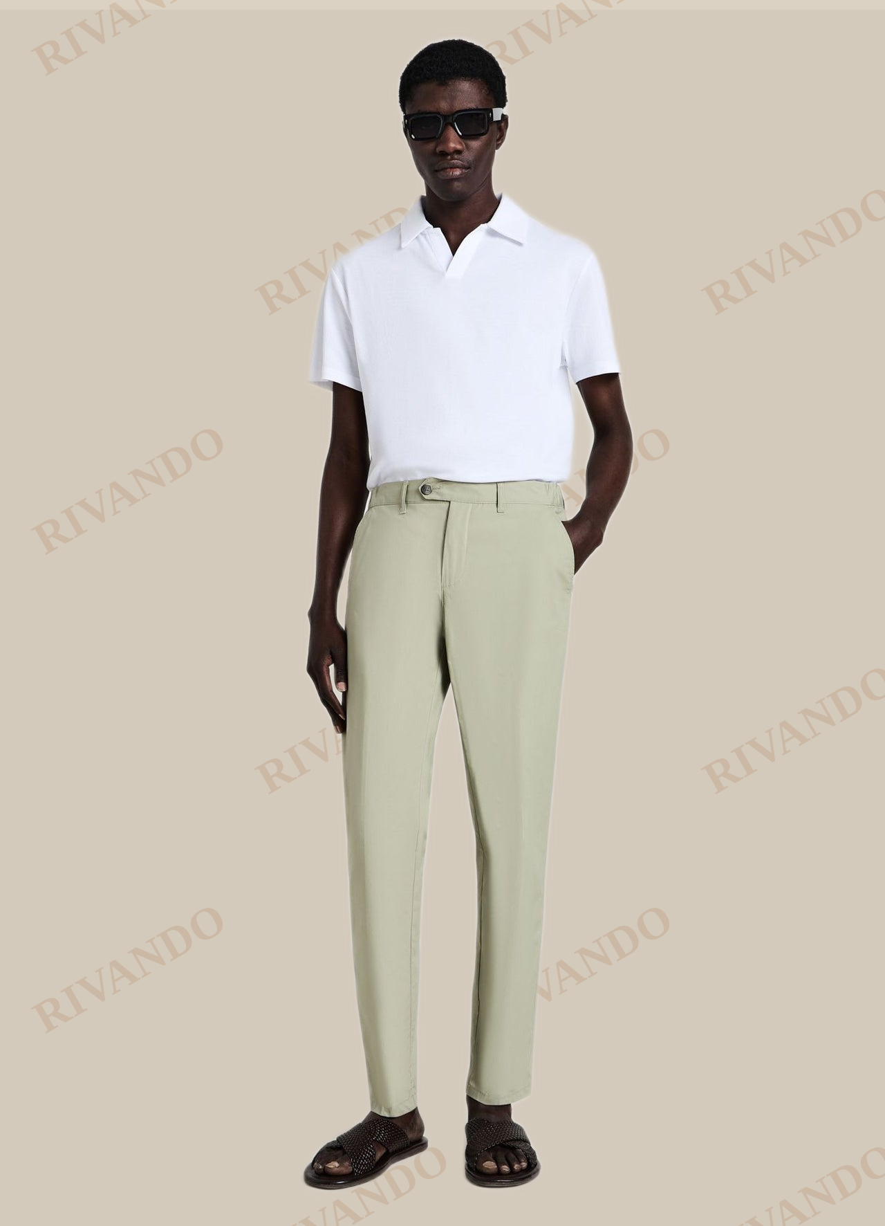 Polo bianca Calliope – stile minimal basic elegante